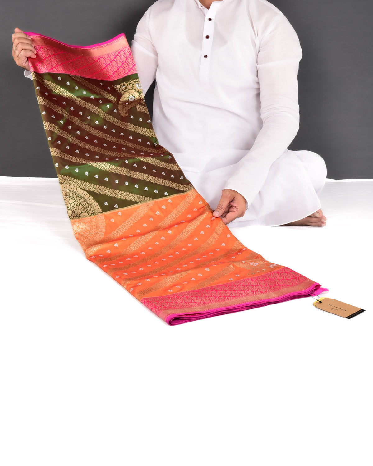Shot Rani Pink Banarasi Rangkaat Pallu Kadhuan Brocade Handwoven Katan Silk Saree - By HolyWeaves, Benares