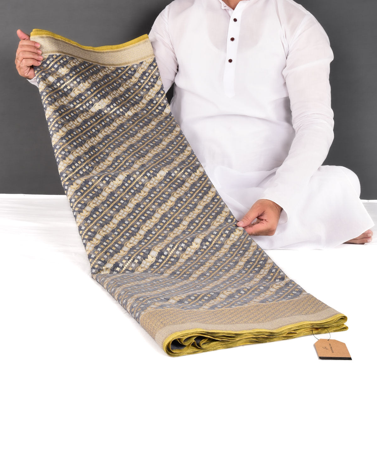 Gray Banarasi Gold Zari & White Resham Alfi Diagonal Buti Cutwork Brocade Handwoven Cotton Silk Saree - By HolyWeaves, Benares