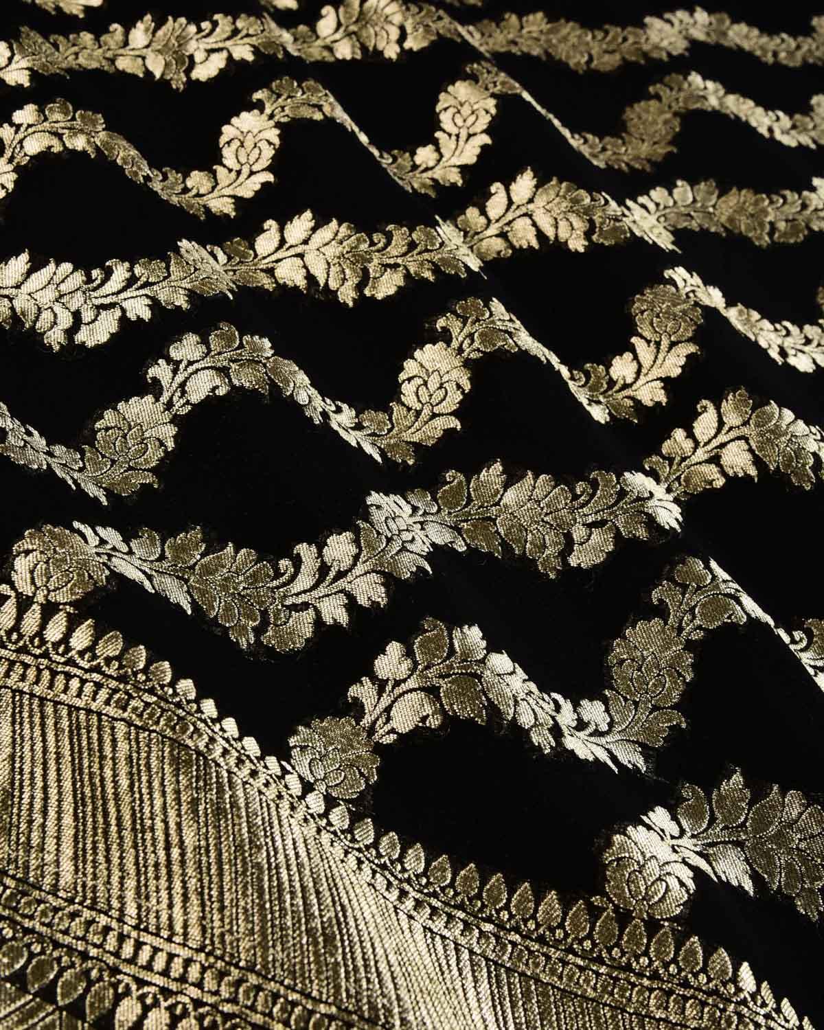 Black Banarasi Gold Zari Leheriya Cutwork Brocade Handwoven Khaddi Georgette Dupatta - By HolyWeaves, Benares
