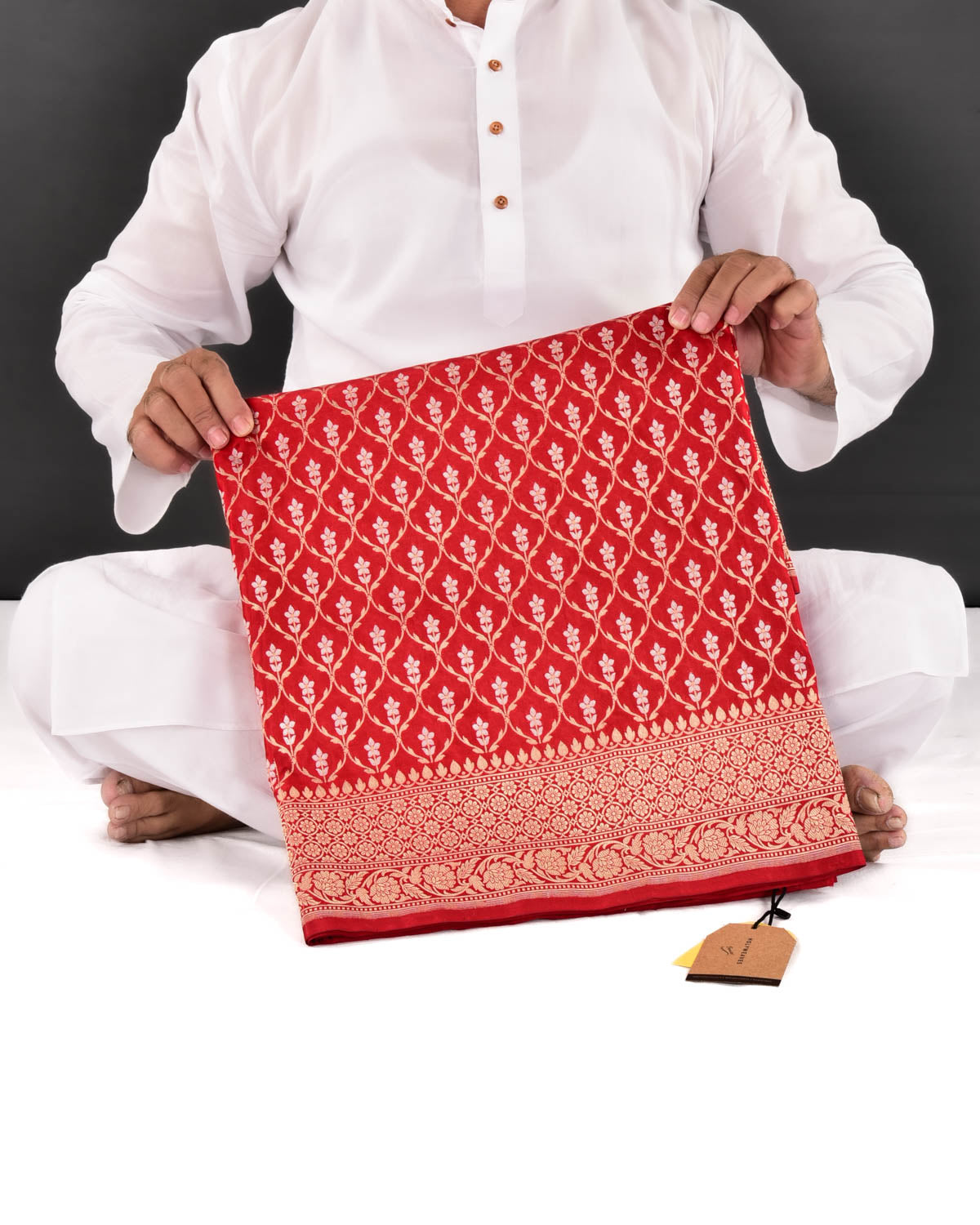 Red Banarasi Gold & Silver Zari Alfi Jangla Cutwork Brocade Handwoven Katan Silk Saree - By HolyWeaves, Benares