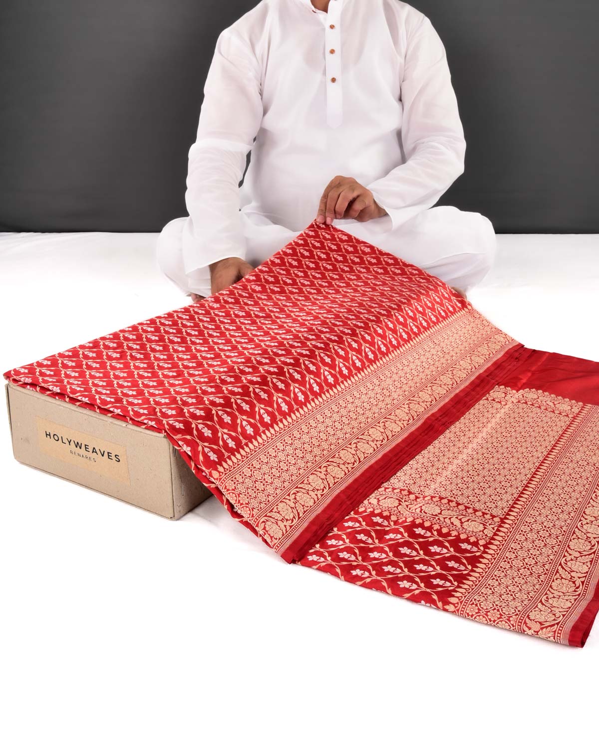 Red Banarasi Gold & Silver Zari Alfi Jangla Cutwork Brocade Handwoven Katan Silk Saree - By HolyWeaves, Benares