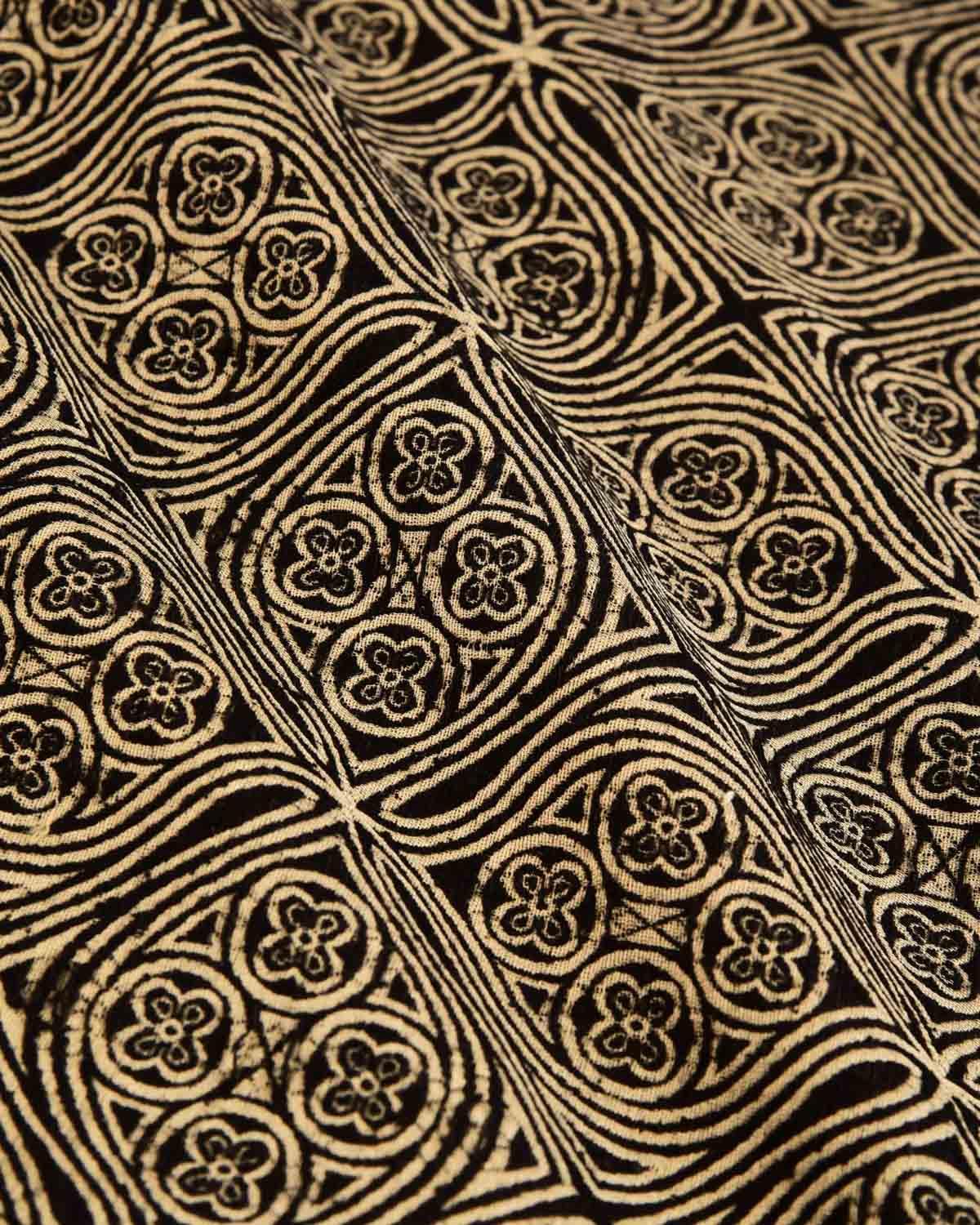 Beige-Black Banarasi Resham Tanchoi Woven Cotton Silk Pocket Square - By HolyWeaves, Benares