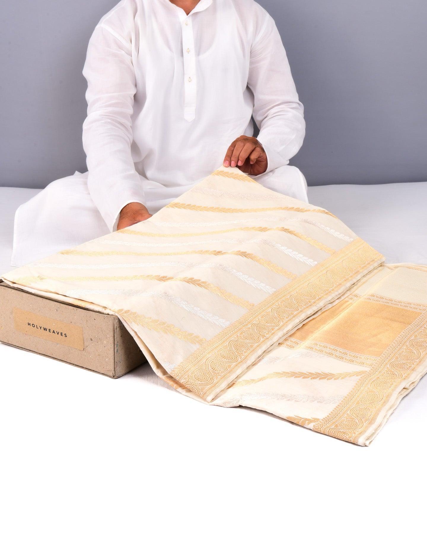 Cream Banarasi Sona Rupa Leheriya Bel Kadhuan Brocade Handwoven Cotton Silk Saree - By HolyWeaves, Benares
