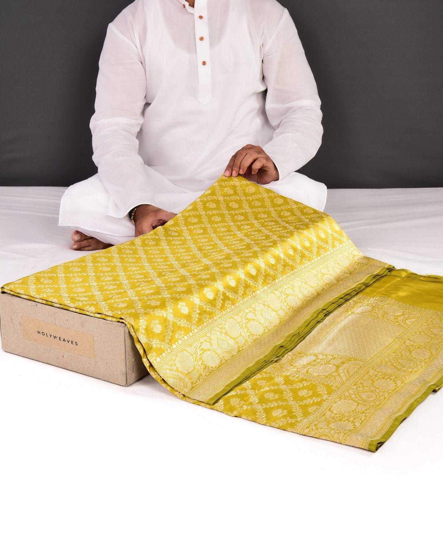 Green Banarasi Foral Jangla Sona Zari Cutwork Brocade Handwoven Katan Silk Saree - By HolyWeaves, Benares
