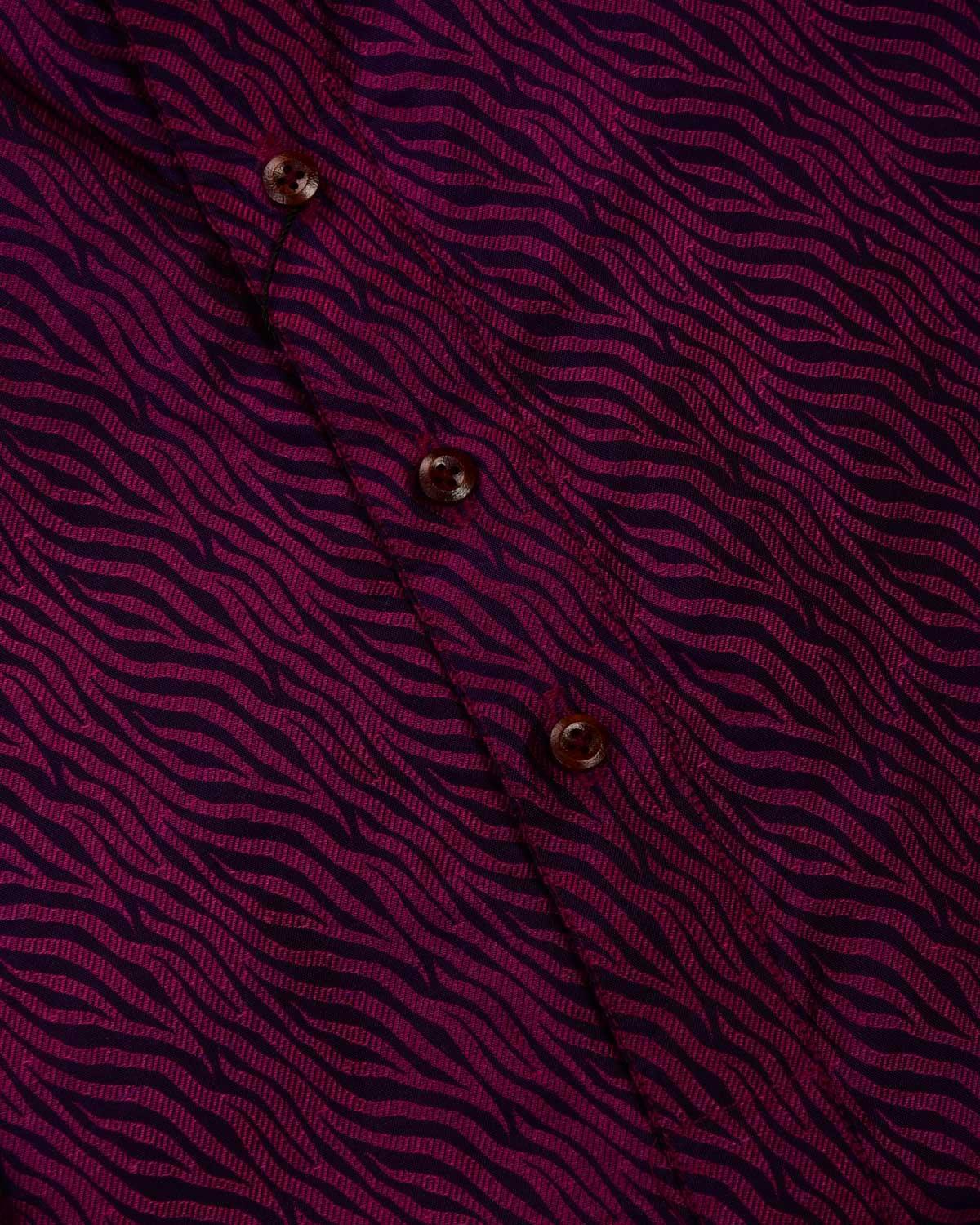 Purple Banarasi Animal Stripes Resham Tanchoi Handwoven Katan Silk Mens Kurta Pyjama - By HolyWeaves, Benares